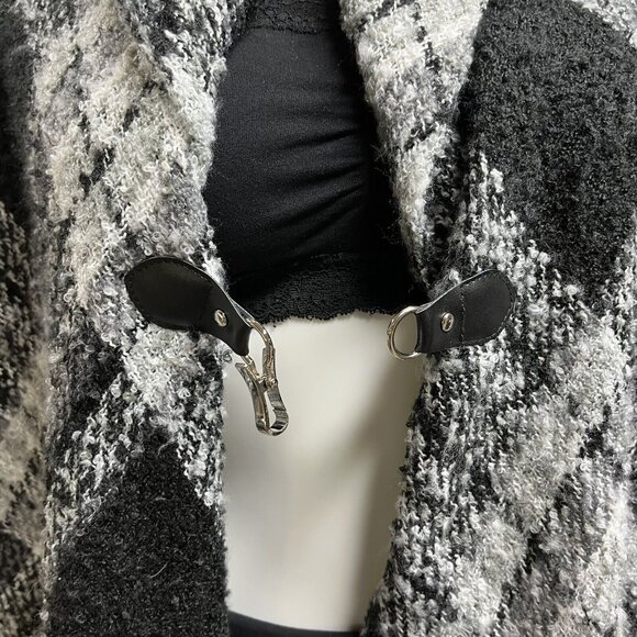 New Directions‎ Black Plaid Poncho Size O/S (O10333) - Picture 5 of 6